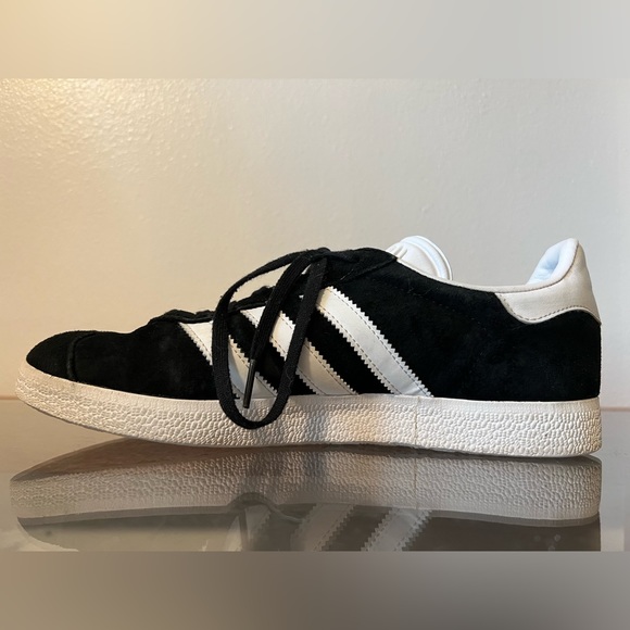 Black Adidas Gazelle Shoes - Picture 4 of 7